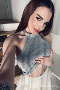 Adelina, 20 ans, Nice / France Escortes - 3