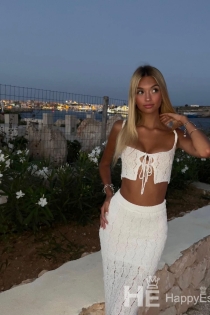 Helin, Age 25, Bodrum / Turkey Escorts - 2