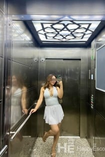 Mona, 23 m., Kvala Lumpūras / Malaizijos palydos – 21