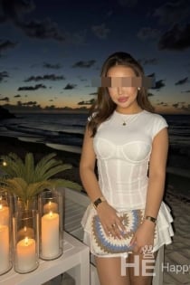Mona, 23 m., Kvala Lumpūras / Malaizijos palydos – 19