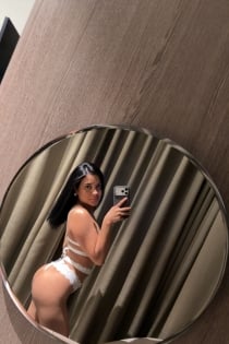Camila, Age 23, Escort in Dubai / UAE - 2