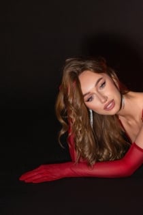 Yana, ikä 20, Nizza / Ranska Seuralaiset - 6