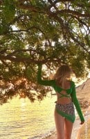 Cemre, Age 22, Istanbul / Turkey Escorts