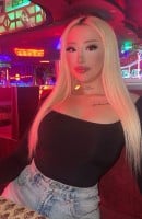 Cemre, Age 21, Istanbul / Turkey Escorts
