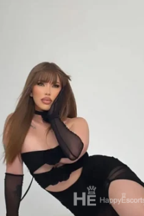 Mariana, Age 24, Escort in Dubai / UAE - 2