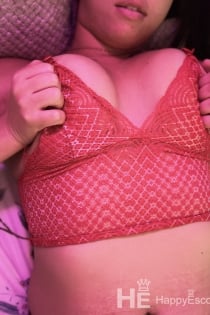 Luna Natural, Age 25, Escort in Dubai / UAE - 4