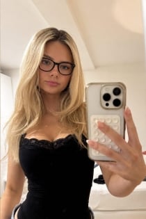 Angela, 20 ετών, Κωνσταντινούπολη / Τουρκία Συνοδοί - 2