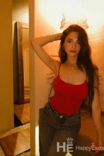 Buket, Age 20