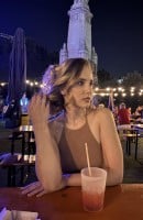 Aurora Montclair, 20 años, Madrid / España. Escorts.