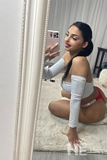 Ella, Usia 21, Bukares / Rumania Escort - 5