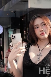 Abby, Age 22, Manila / Philippines Escorts - 2