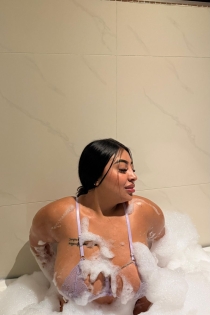 Zoe, Age 21, Abu Dhabi / UAE Escorts - 2