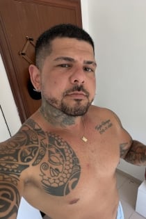 Olliver, 35 años, Barcelona / España. Escorts.