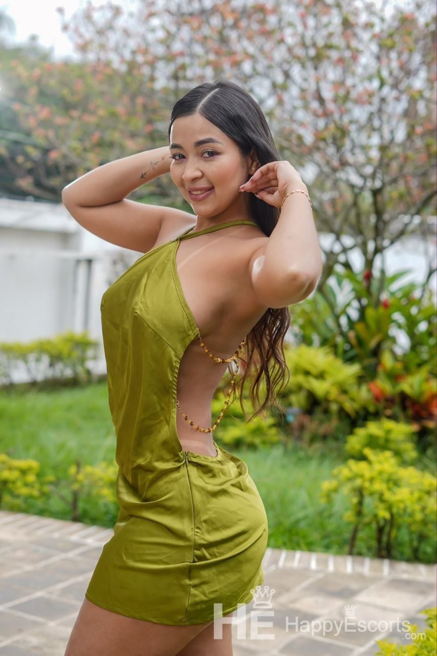 Yuliana, 25 años - 1