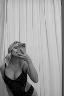 NADIA, vanus 23, Istanbul / Türgi saatjad - 2