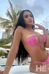Valeria, 28 ans, Cannes / France Escortes