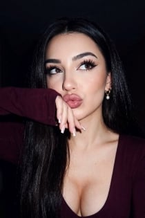 Alara, 23 ετών, Κωνσταντινούπολη / Τουρκία Συνοδοί - 2