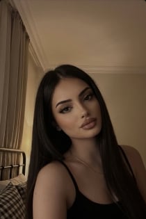 Alara, 23 ετών, Κωνσταντινούπολη / Τουρκία Συνοδοί - 4