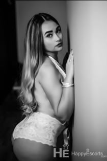 MIA, Alter 30, Escort in Dubai / VAE - 3