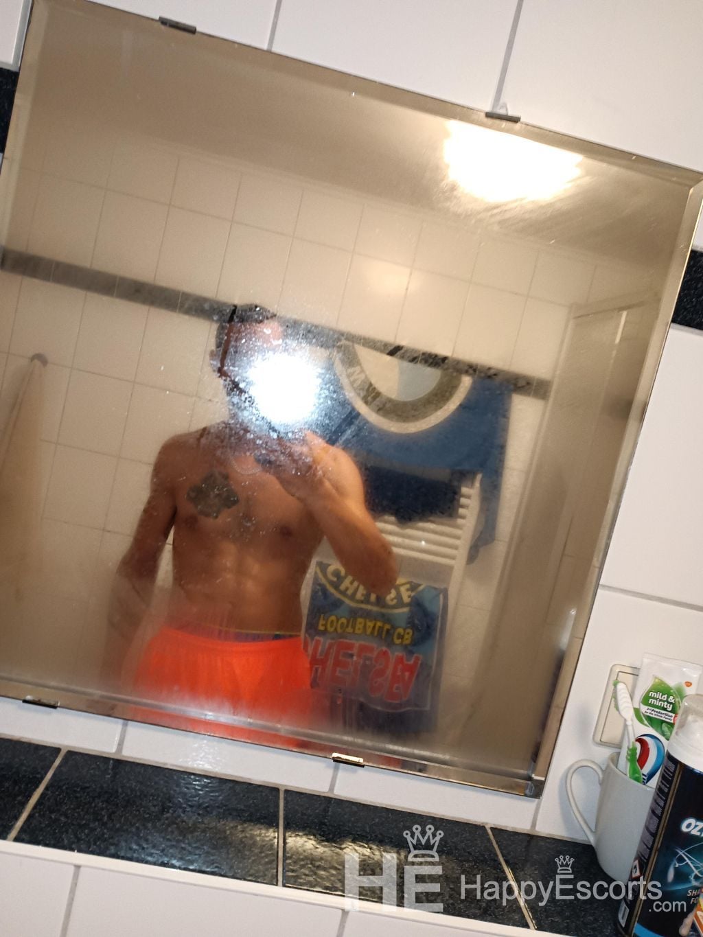 EscoBArt, wiek 32-1