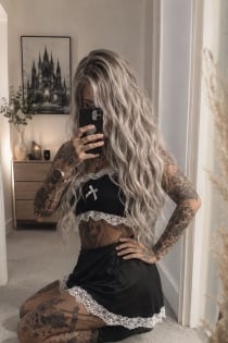 Tattooed Talia อายุ 28 ปี - 2