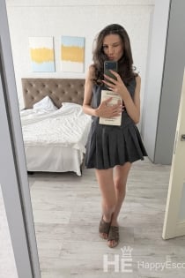 Crina, 24 tuổi, Chisinau / Moldova hộ tống