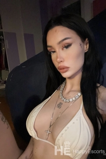 Meli, Age 24 - 6