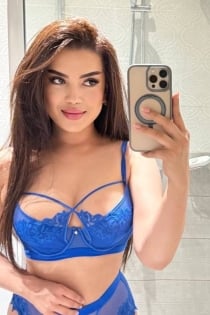 Sabina, 23-vuotias