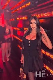 Viki, Usia 26 - 7
