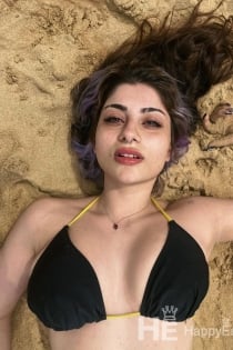 Aliza, Age 28 - 3