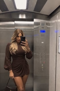 Isabella Ribeiro VIP SERVICE, Age 26