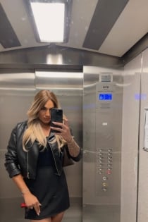 Isabella Ribeiro VIP SERVICE, Age 26 - 4