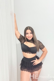 CAROLINA, Age 23 - 16