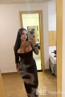 Aline, 30 år - 9 år