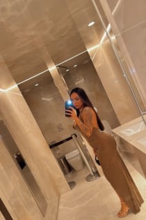 Aline, 30 år - 10 år