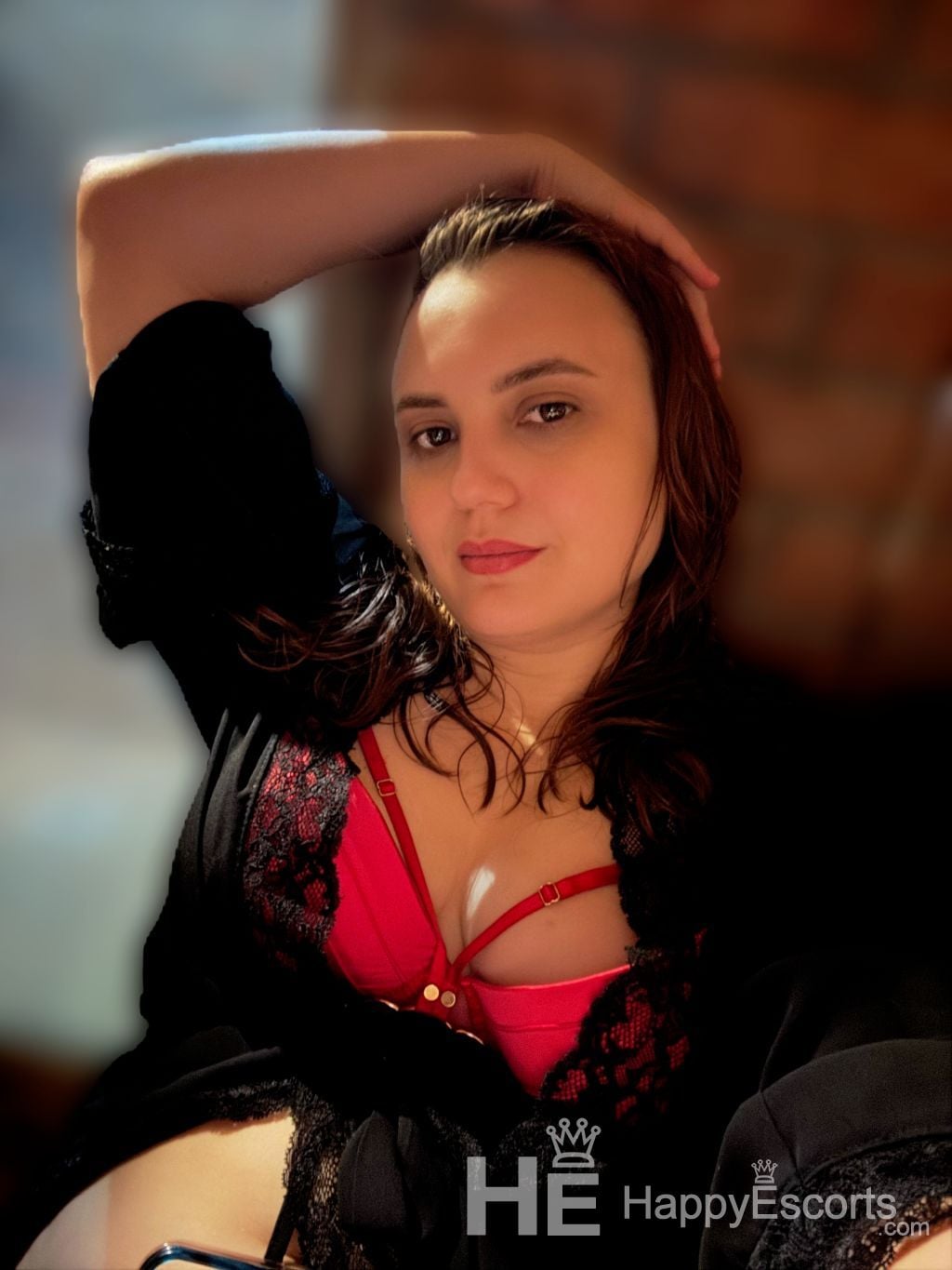 Emilia, 32–1 år