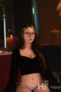 Fayee, Age 30 - 2