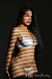 Anisa, 19 anos - 6