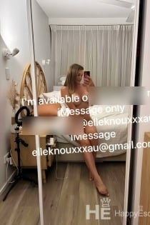 Elle, Umri wa miaka 22