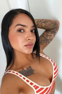 Luciana, Alter 25 - 6