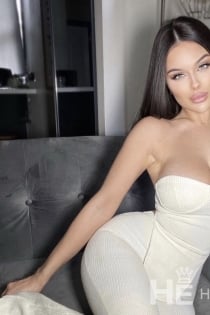 Sara La Diamante, Alter 25 - 2