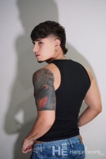 Alextopbig, Age 26 - 4