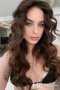 Maria, Age 22 - 5
