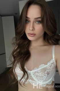 Maria, Age 22 - 9