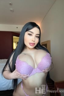 Julieta, Age 22 - 8