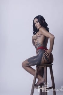 Pietra, 28 tuổi