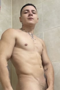 아론 롭즈, 23세 - 5