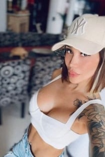 Pamela, 28 de ani - 6 an