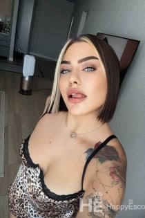 HANDE, 23 lata