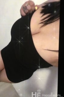 Emy, 33 jaar